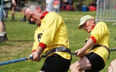 fotoreportage: Tropische omstandigheden tijdens NK touwtrekken in Eibergen